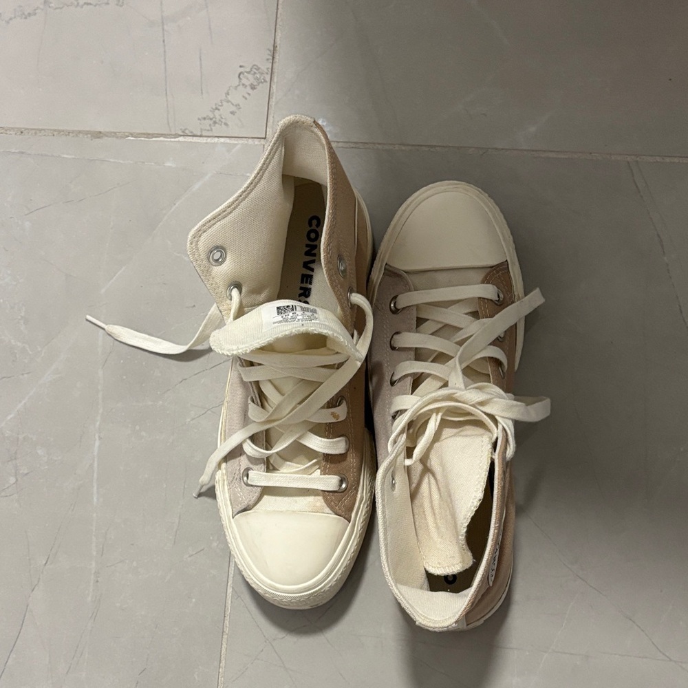 Converse Women's High-Top Sneakers - Beige and Off-White - Picture 5 of 5